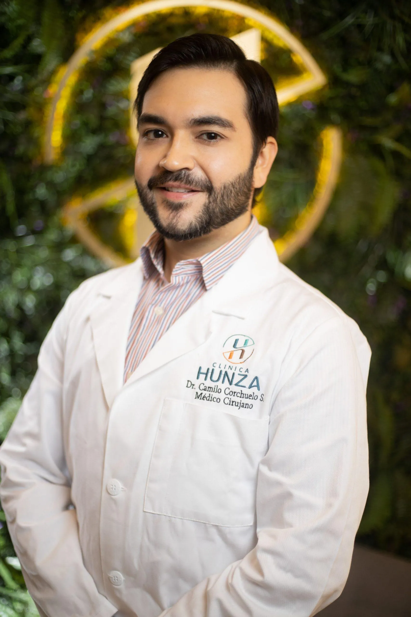 Mirada Radiante Premium | Clínica Hunza